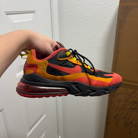 Nike Airmax 270 red - Picture 6 of 9